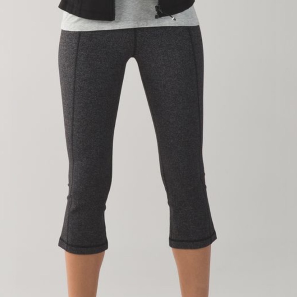Lululemon Gather & Crow Crop II - Heathered Herringbone Black Size 8